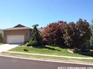 1332 E Knollwood Dr, Sandy, UT 84092
