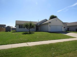 3098 N Wright Rd, Janesville, WI 53546