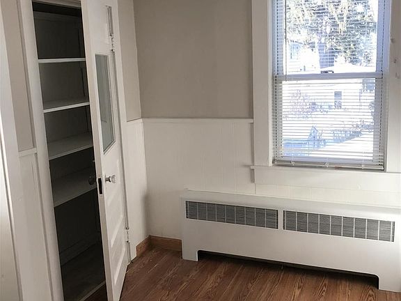 2nd image of 65A Underhill St