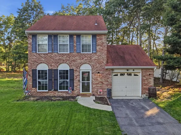 123 Mohican Ct, Galloway, NJ 08205