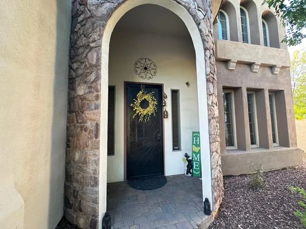 2405 E Charlotte Dr, Phoenix, AZ 85024