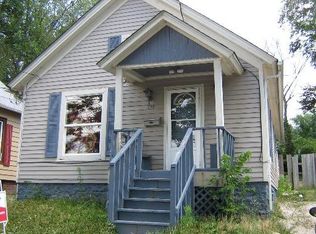 338 Rosewood Ave, Aurora, IL 60505