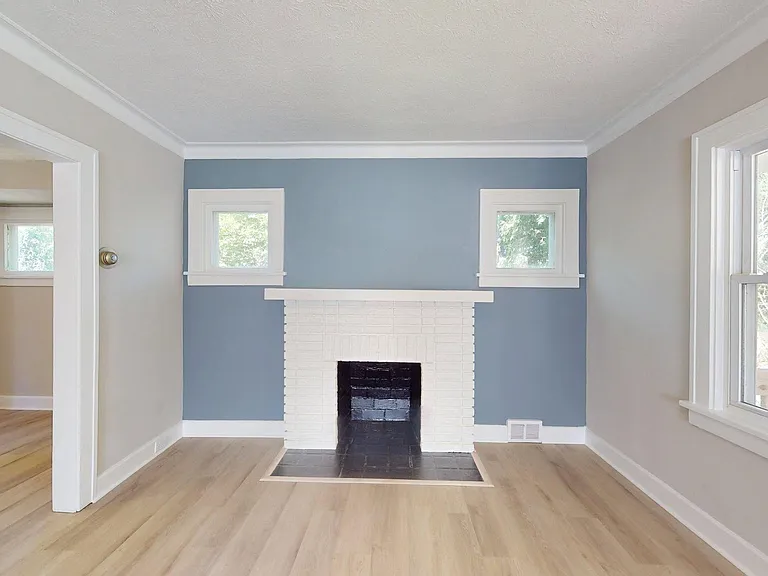 4528 Rainbow Rd — Photo 1