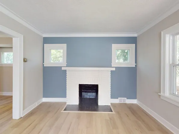 4528 Rainbow Rd, South Euclid, OH 44121