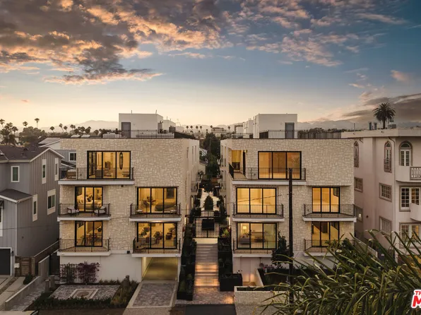11967 Mayfield Ave #108, Los Angeles, CA 90049