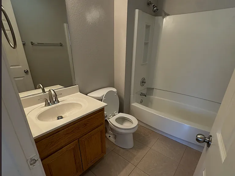 1412 Blush St — Photo 6