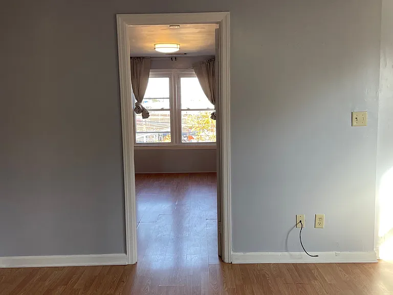 28 Cedar St #3 — Photo 12