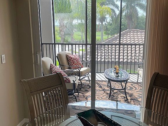 Kitchen nook