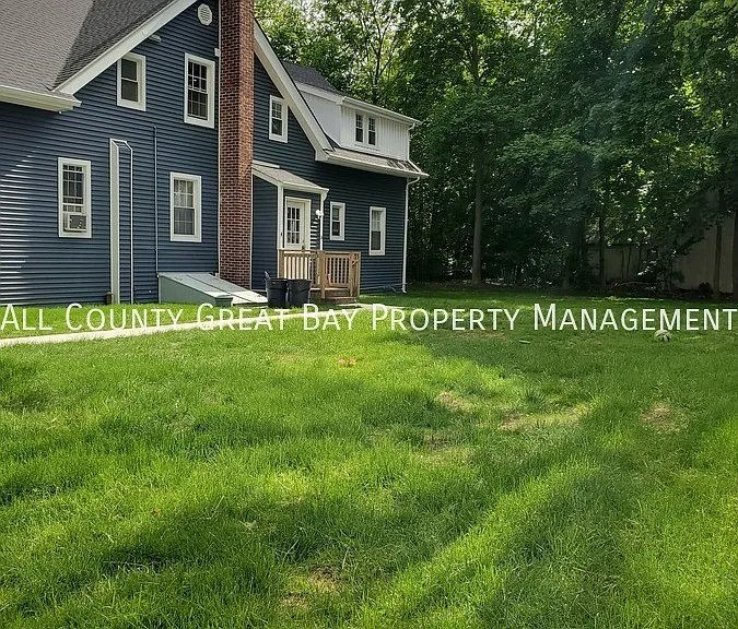 37 Maplewood Rd #3 — Photo 3