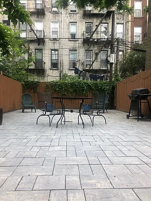 Rented by Compass | media 12