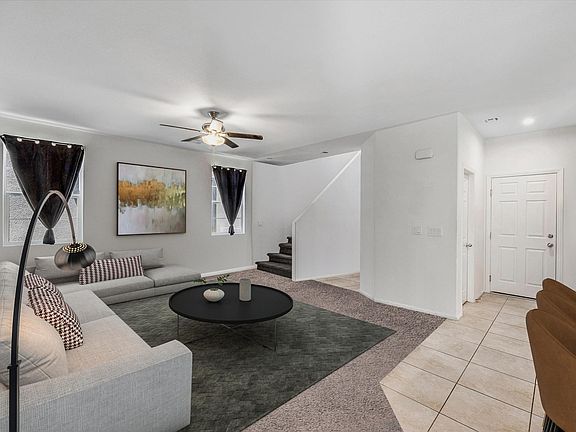 4th image of 3043 Giant Pine Ave