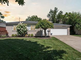 38640 Mason St, Livonia, MI