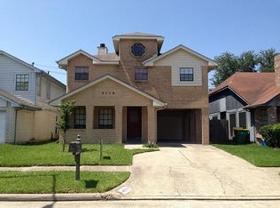 4719 Woodford St, Baytown, TX 77521
