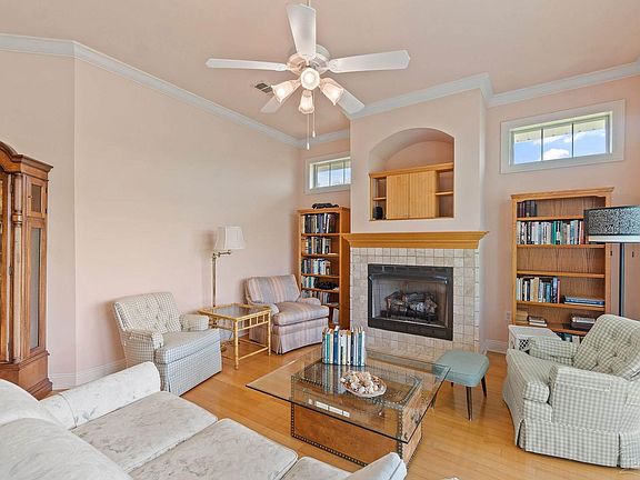 4th image of 5749 Cobble Creek Dr