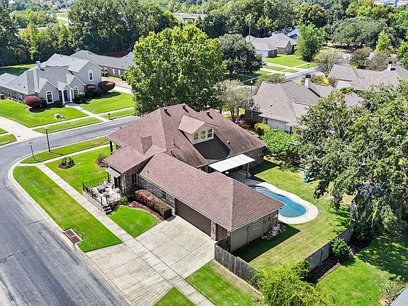 3rd image of 10143 Glen Ridge Ave