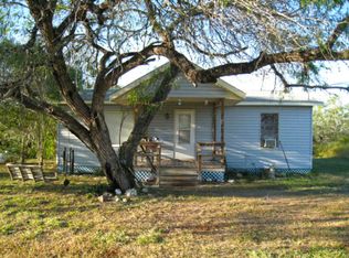214 Arrowhead Dr, Sandia, TX 78383