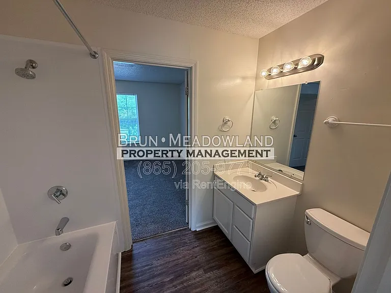 5622 Boxwood Garden Way — Photo 27