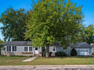 910 S Ijams St, Garrett, IN