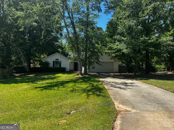 105 Pear Tree Ct, Eatonton, GA 31024