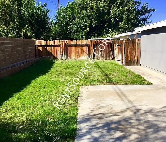 44329 Gingham Ave — Photo 22