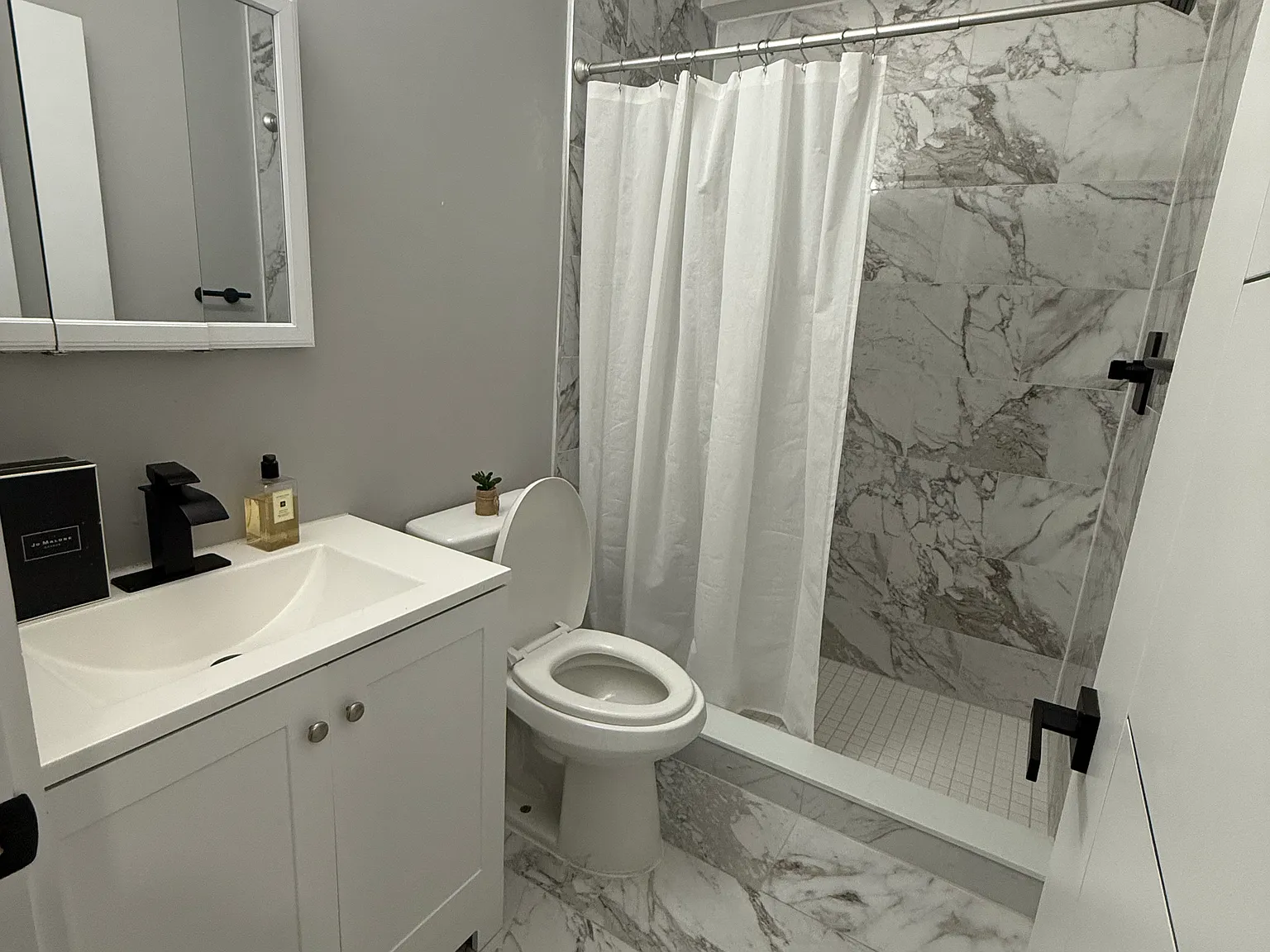 3 bed, 1500 sqft, $2,700 — Photo 4