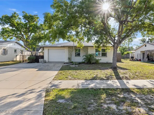 3945 La Palma St, Fort Myers, FL 33901