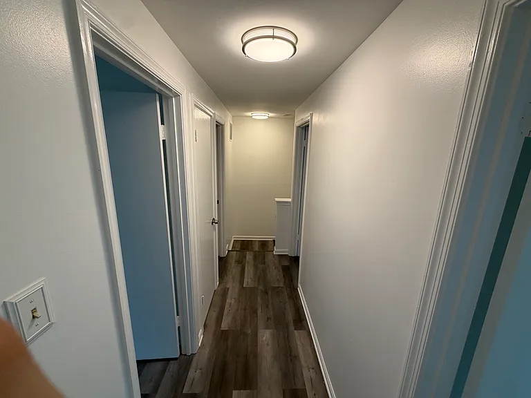 17628 Longview Ln — Photo 11
