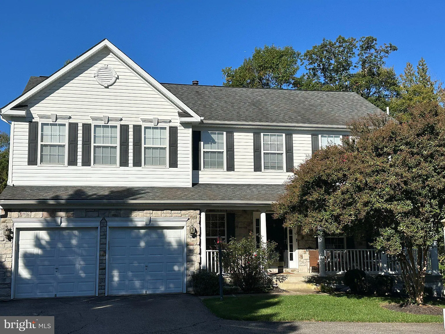 4 bed, 2.5 bath, 2656 sqft, $3,900 — Photo 3