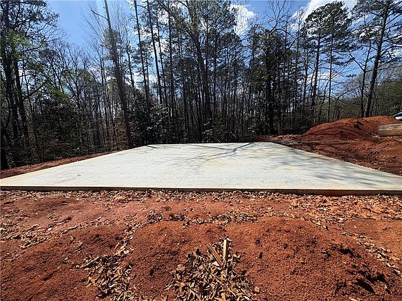 2nd image of 103 Hughes St