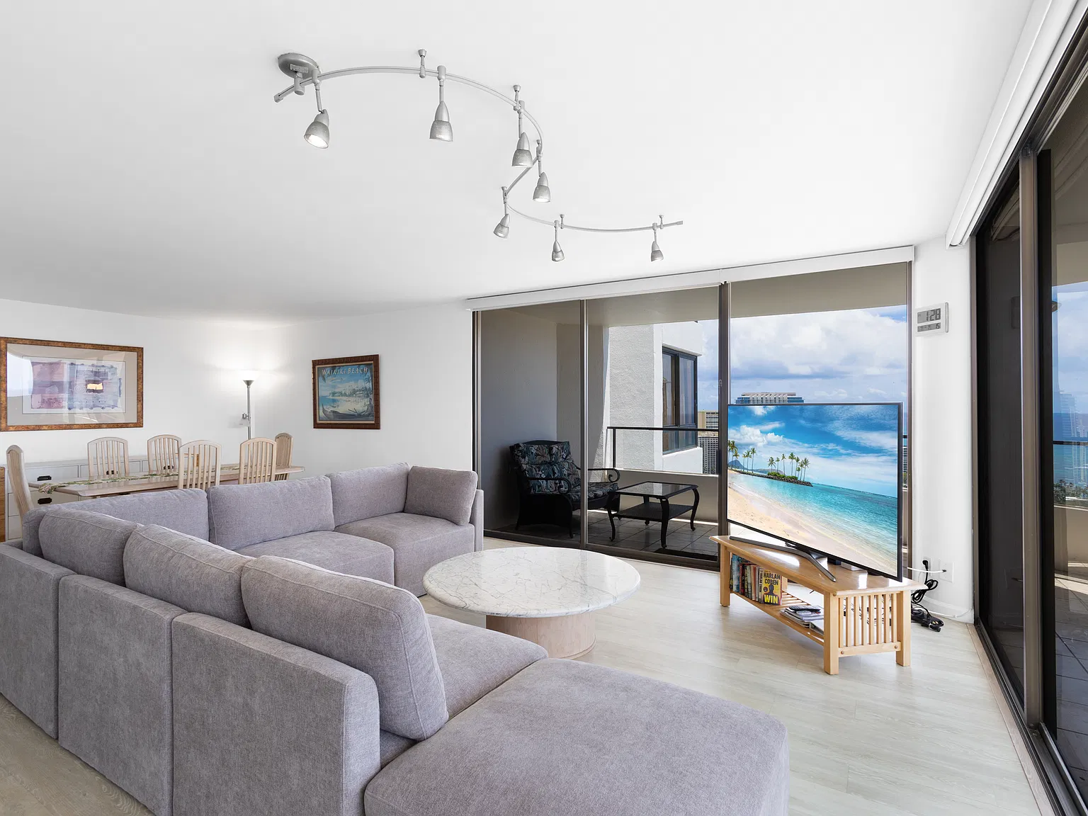 2 bed, 1268 sqft, $6,450 — Photo 3