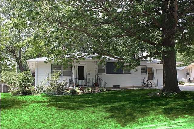 1st image of 2315 Ivy Ave