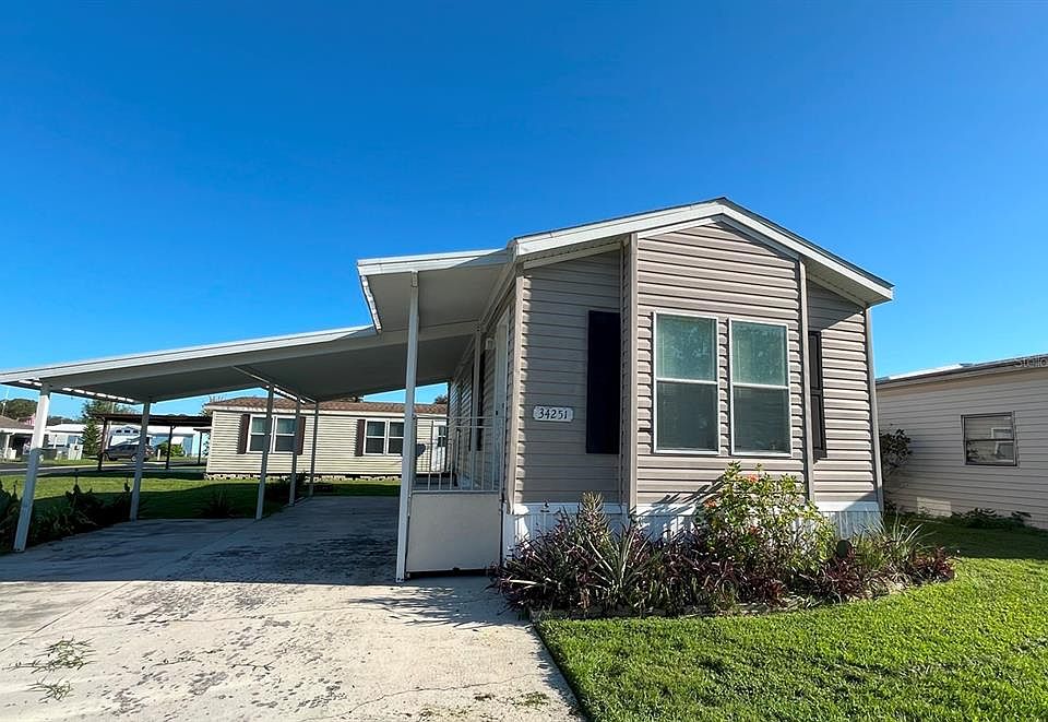 1st image of 34251 Lodge Dr