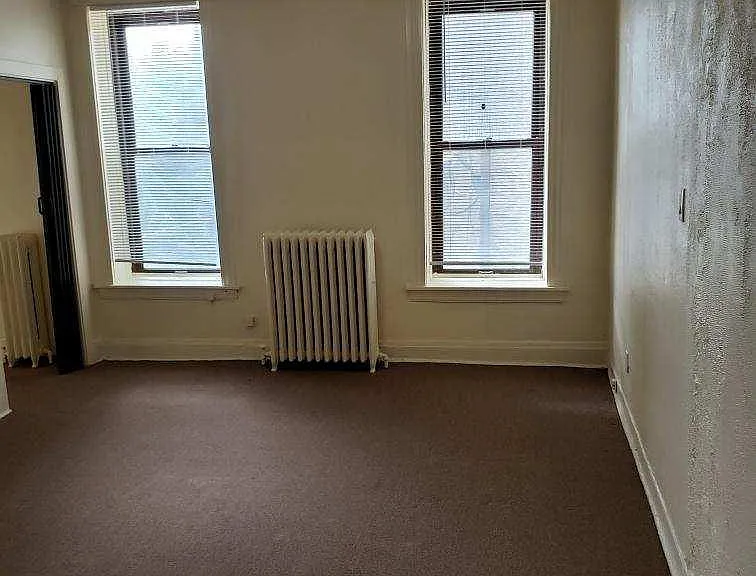 6529 S Kimbark Ave #2R — Photo 2