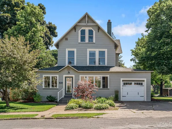 602 Spruce St, Marquette, MI 49855