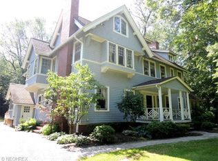 11926 Lake Shore Blvd, Bratenahl, OH