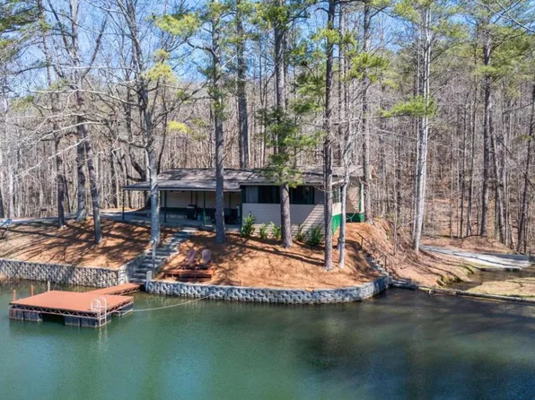 1711 Twin Mountain Lake Cir, Talking Rock, GA 30175