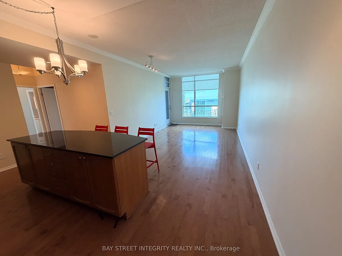 Building Photo - 219 Fort York Blvd #LPH03