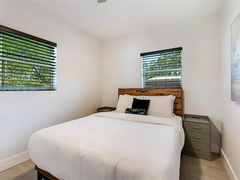 1526 SW 20th Ave — Photo 18