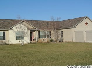 862 Newman Rd, Winchester, IL 62694