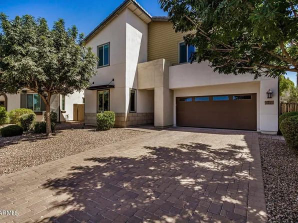 59 N Islands Drive, Gilbert, AZ 85233