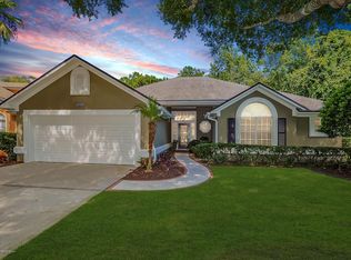 1215 Queens Island Ct, Jacksonville, FL 32225