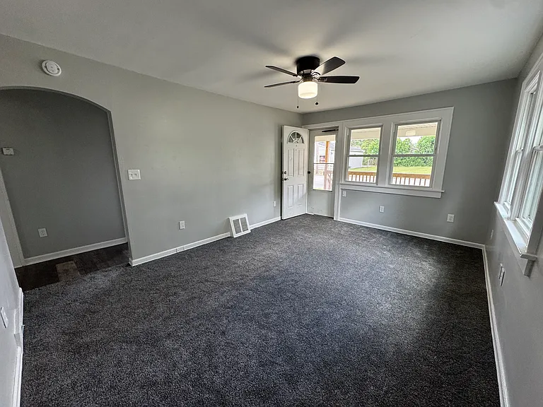1132 Triplett Blvd — Photo 11