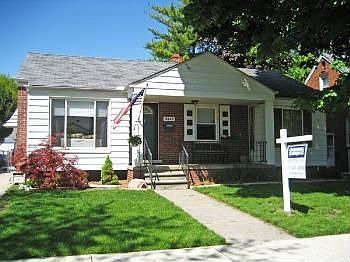 1st image of 9949 Farley Ave
