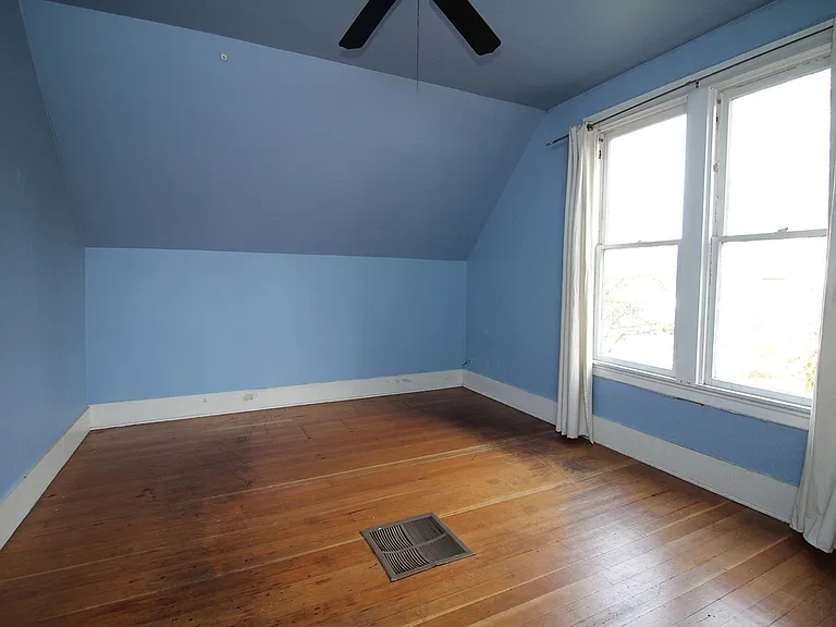 5112 SE Hawthorne Blvd — Photo 18