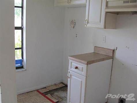 3rd image of 5065 Palm Hill Dr APT 320