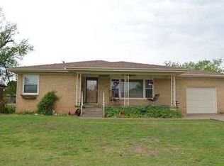 1320 S Hadden Ave, El Reno, OK 73036