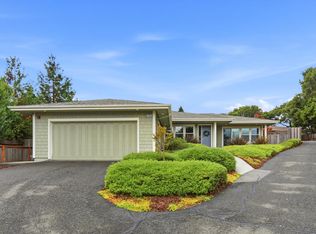 10025 Grove St, Penngrove, CA 94951