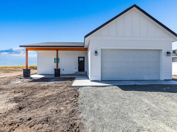 635 E Summit St, Reardan, WA 99029