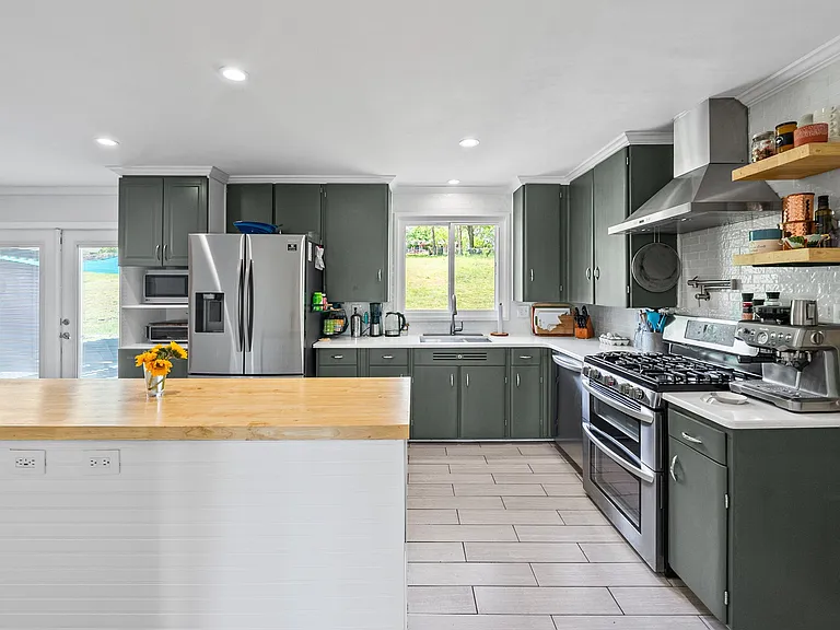 3928 Stilton Dr — Photo 9