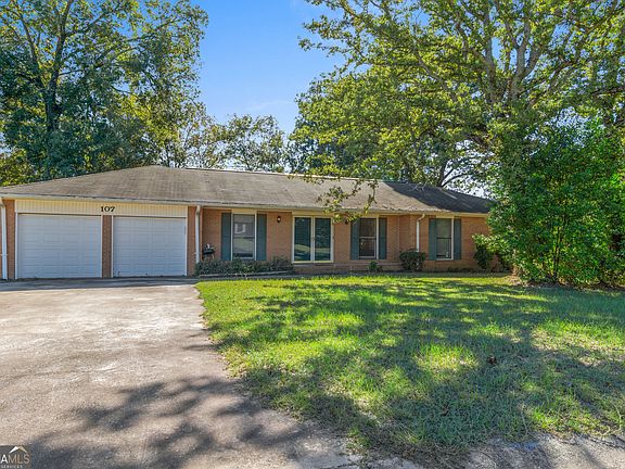 2nd image of 107 Springwood Dr